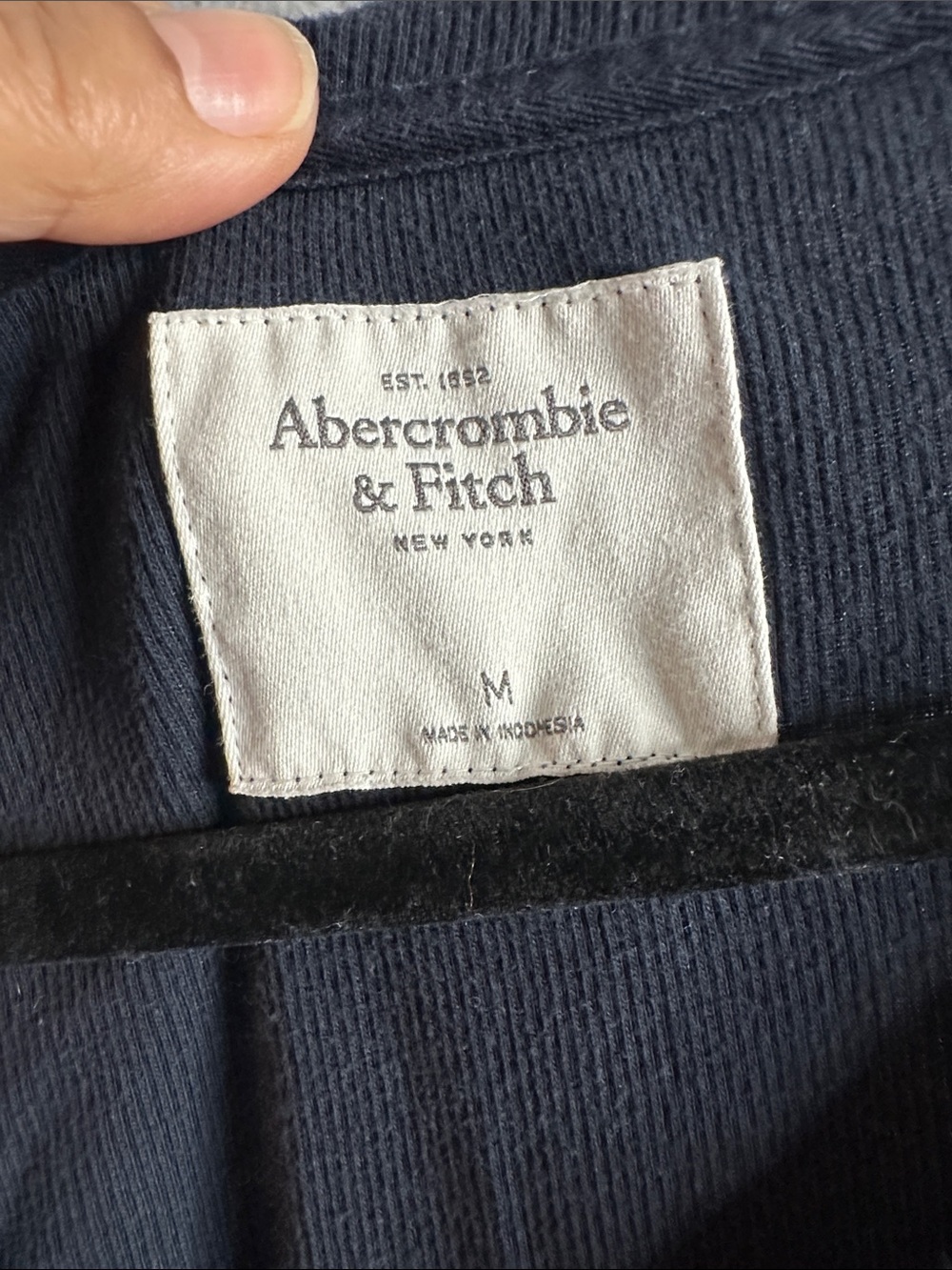 Abercrombie & Fitch Navy Long-Sleeve Henley Top size M y2k - Picture 5 of 7